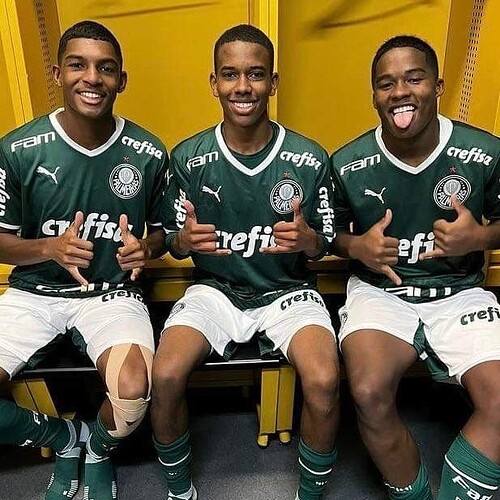 luis-guilherme-estevao-e-endrick-jogaram-juntos-na-base-do-palmeiras-1702325013444_v2_1x1