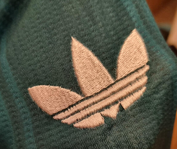 1000068905